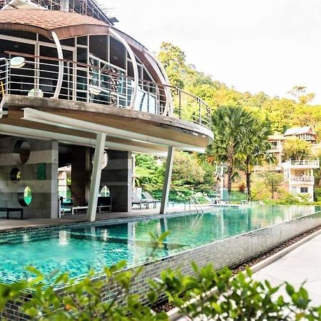 Private Apartment At Emerald Terrace Patong Eksteriør billede