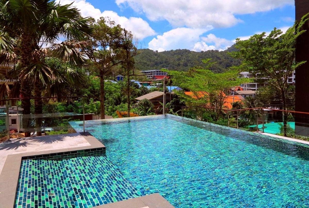 Private Apartment At Emerald Terrace Patong Eksteriør billede