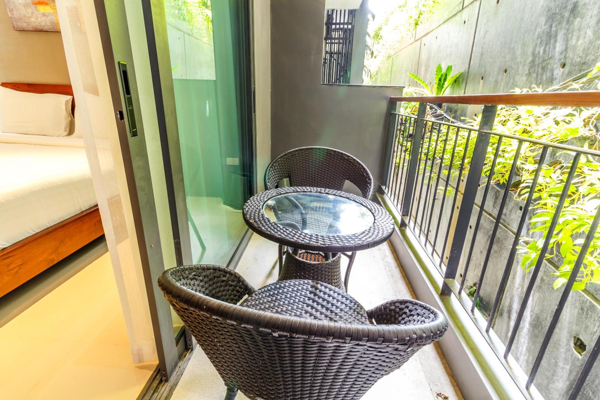 Private Apartment At Emerald Terrace Patong Eksteriør billede